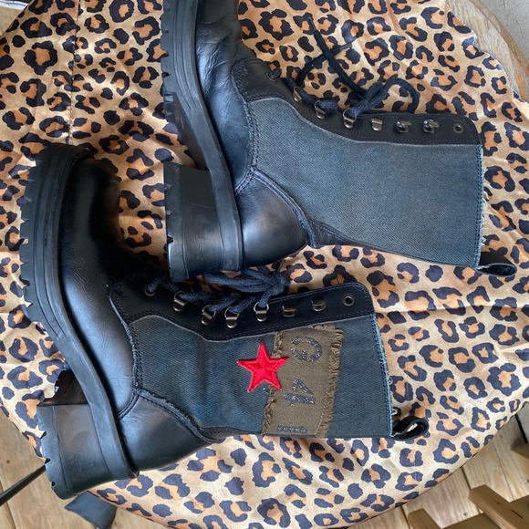 VINTAGE Steve Madden Helmet 1990s Platform Combat Boot Sz 8 - Picture 6 of 12